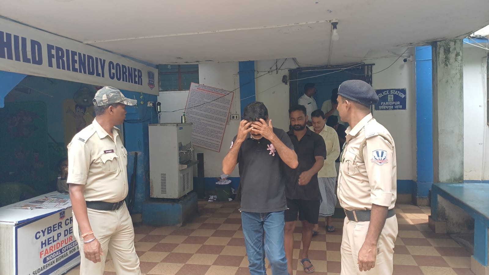 রাজ্যের মুখ্যমন্ত্রীর কড়া নির্দেশের পরেই এবার জোর কদমে অ্যাকশনে নামলো পুলিশ প্রশাসন! ভাঙলো অবৈধ জুয়ার আসর।