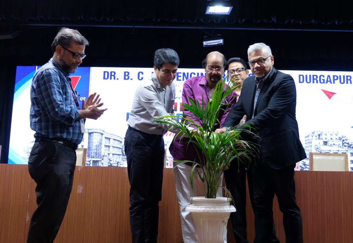 ড. বি. সি. রায় ইঞ্জিনিয়ারিং কলেজে অনুষ্ঠিত হলো নবীনবরণ ২০২৬ - নবীন শিক্ষার্থীদের ওরিয়েন্টেশন প্রোগ্রাম