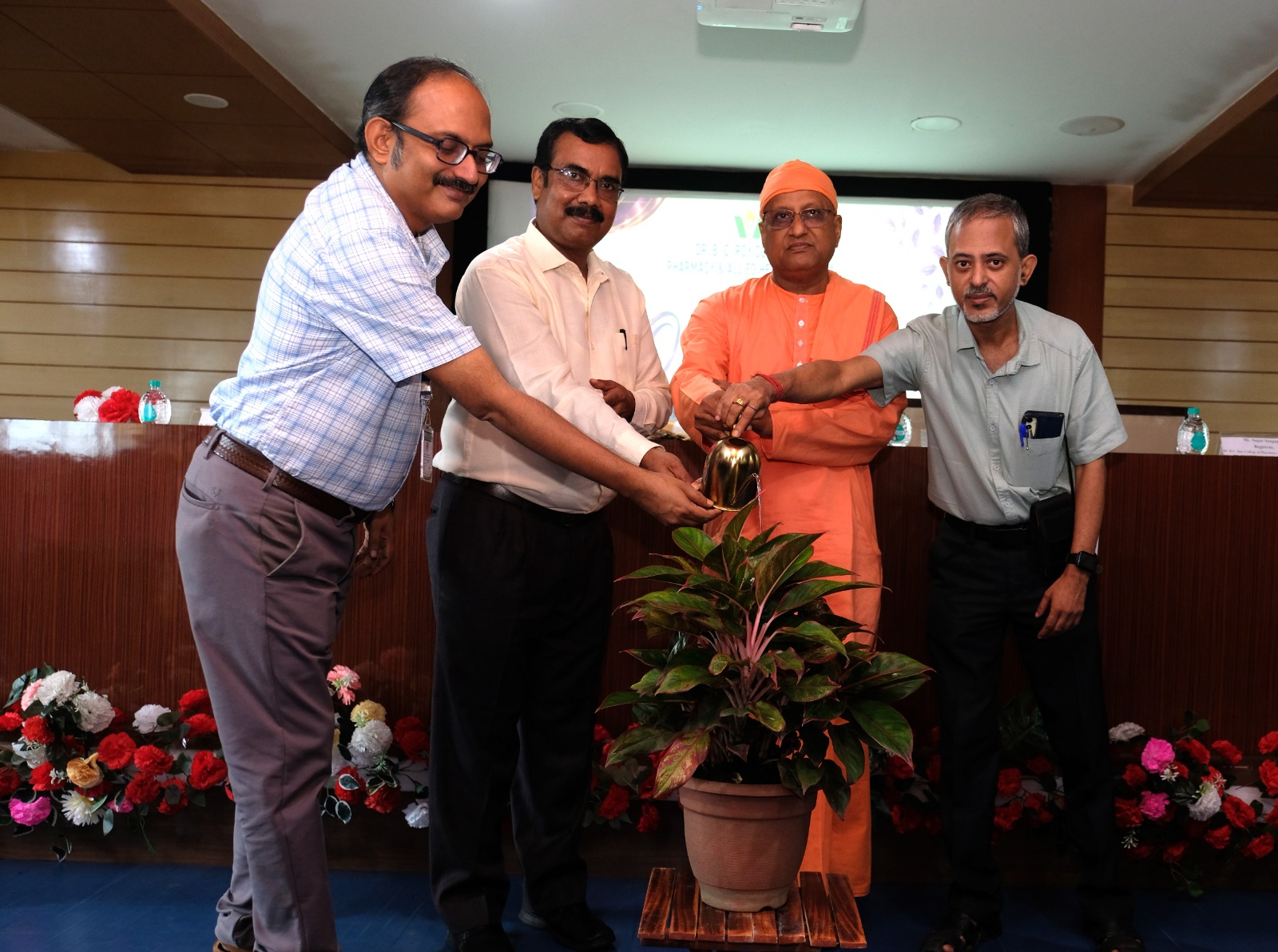 ডা:. বি. সি. রায় কলেজ অব ফার্মেসি অ্যান্ড অ্যালাইড হেলথ সায়েন্সেস, দুর্গাপুর-এ ওরিয়েন্টেশন প্রোগ্রাম ২০২৬ অনুষ্ঠিত